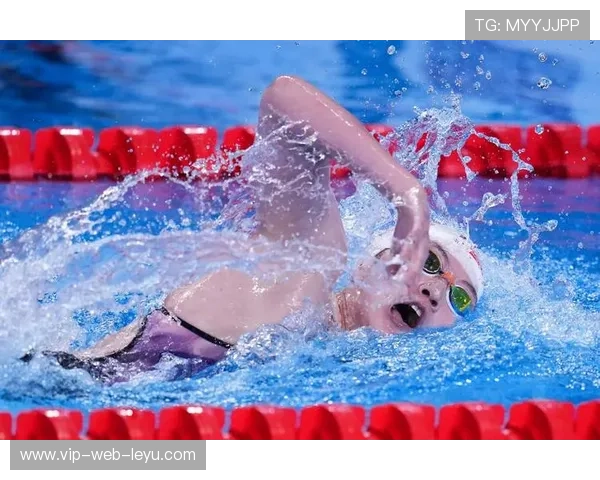 世界游泳锦标赛激战正酣，美国队与澳大利亚队竞争激烈，美国游泳队奥运会金牌